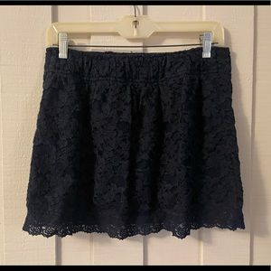 Hollister - Women’a Floral Textured Skirt
